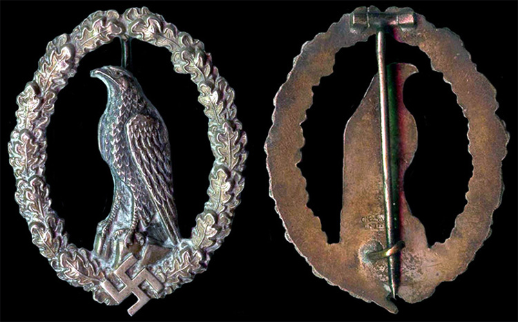 Flyer's Commemorative Badge