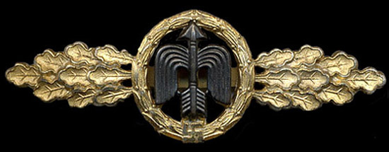 Day Fighter Clasp_Gold